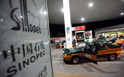 China unexpectedly raises fuel price by 10%
